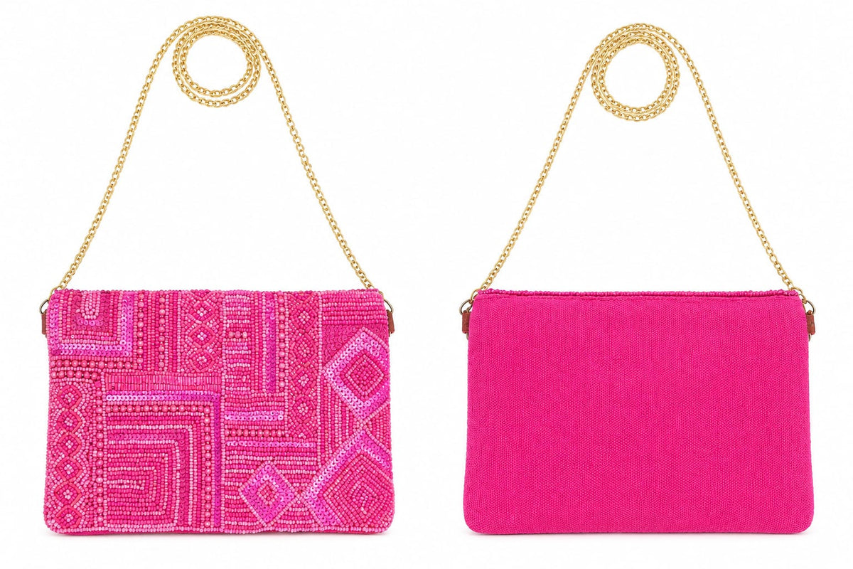 Bolsa Bordada com Contas e Corrente